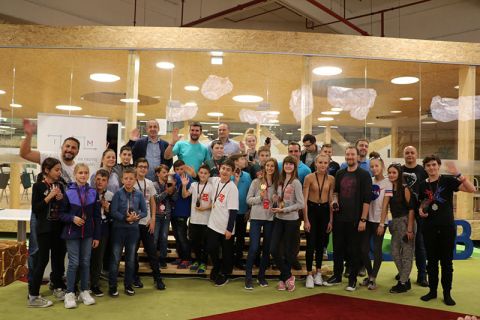 Hrvatski timovi najuspješniji na regionalnom robotičkom natjecanju za osnovnoškolce