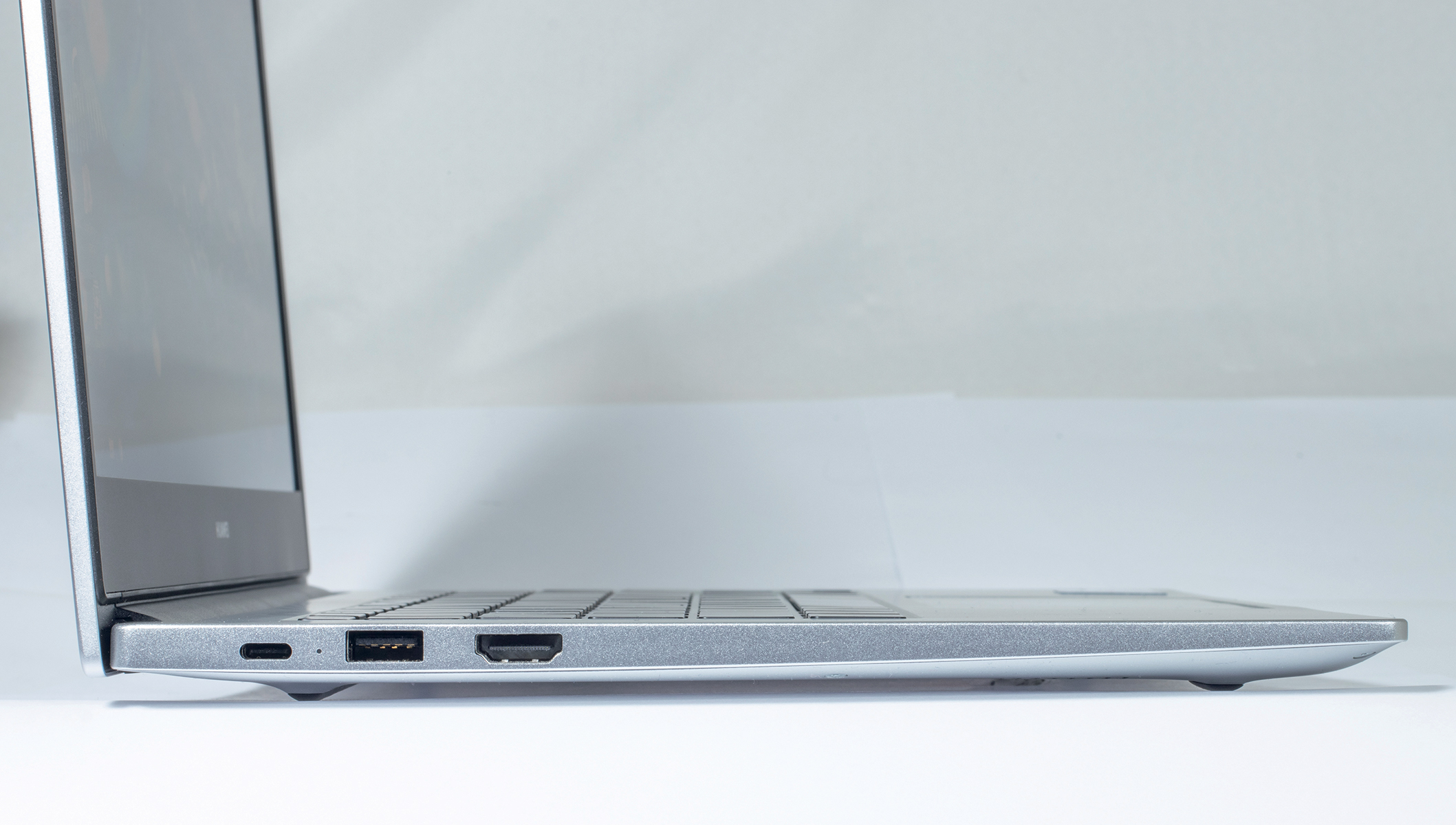 Huawei MateBook D 14 AMD 4