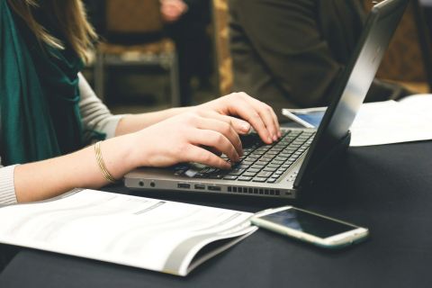 Top 5 laptopa za online nastavu do 3500 kuna