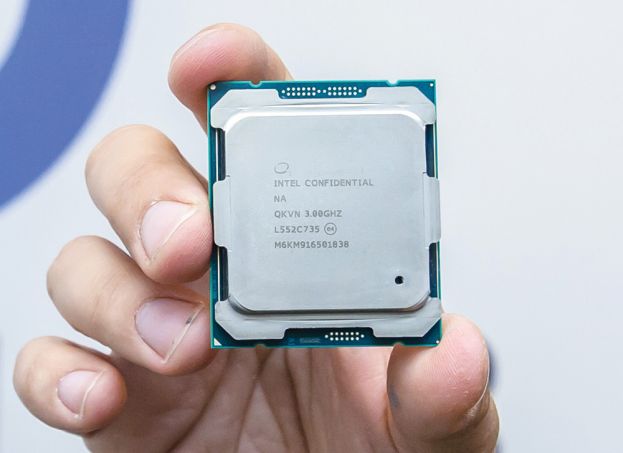 Intel Broadwell-E Core i7 - 6950X