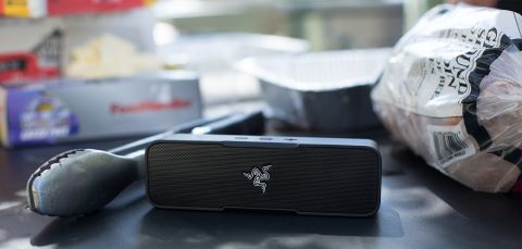 Razer predstavio svoju verziju mini bluetooth zvučnika